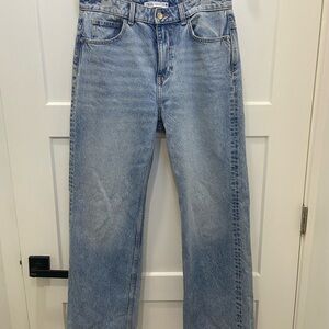 Zara Light Blue Relaxed Jeans